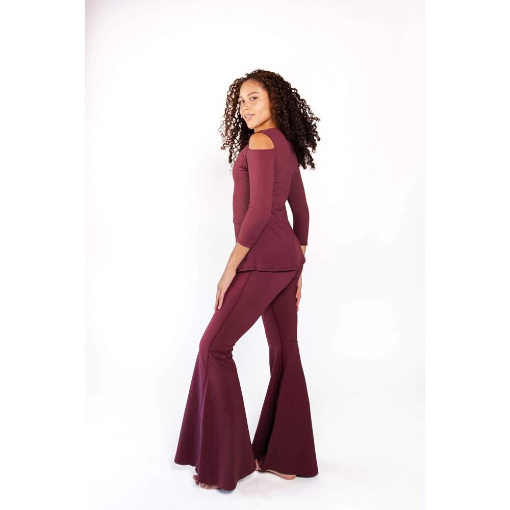 Yoga Democracy, Open Shoulder Top, Maroon - Picture 4 of 5
